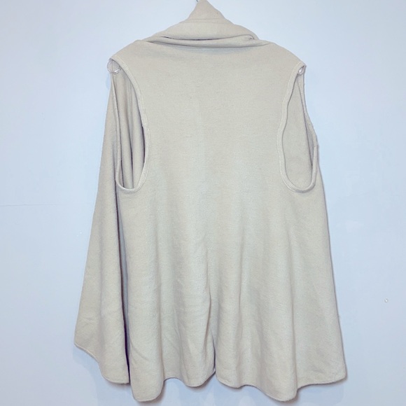 LOOK Vest - Picture 6 of 12